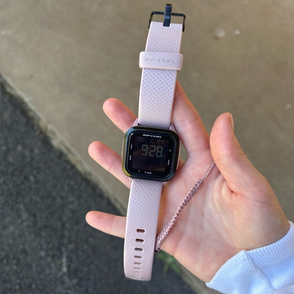 Light pink rip curl tide watch!